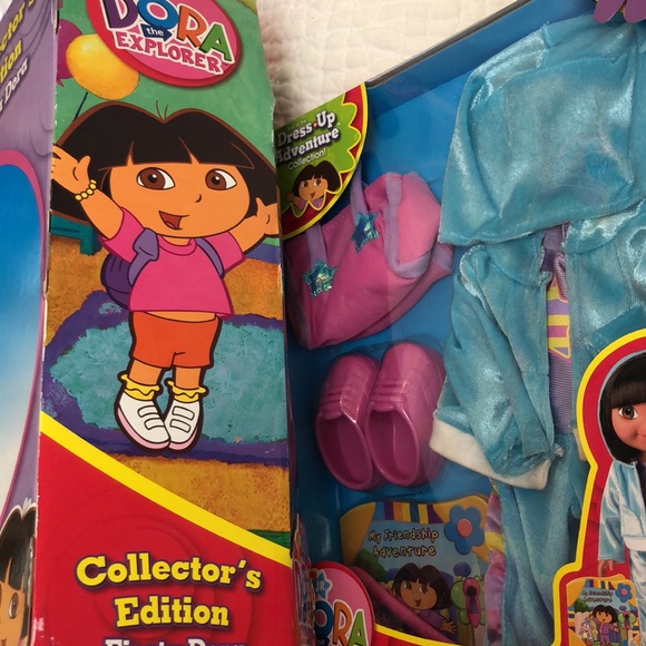 Dora The Explorer 15” Fiesta Dress Up Dora Doll ToysRus Exclusive +Outfit NEW - Picture 8 of 15